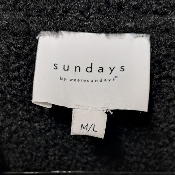 Sundays Black Josette Vest - Picture 3 of 5